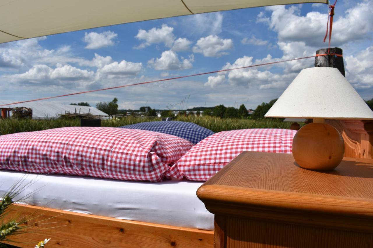 Hotel Open air, Bett im Kornfeld Finning Exterior foto